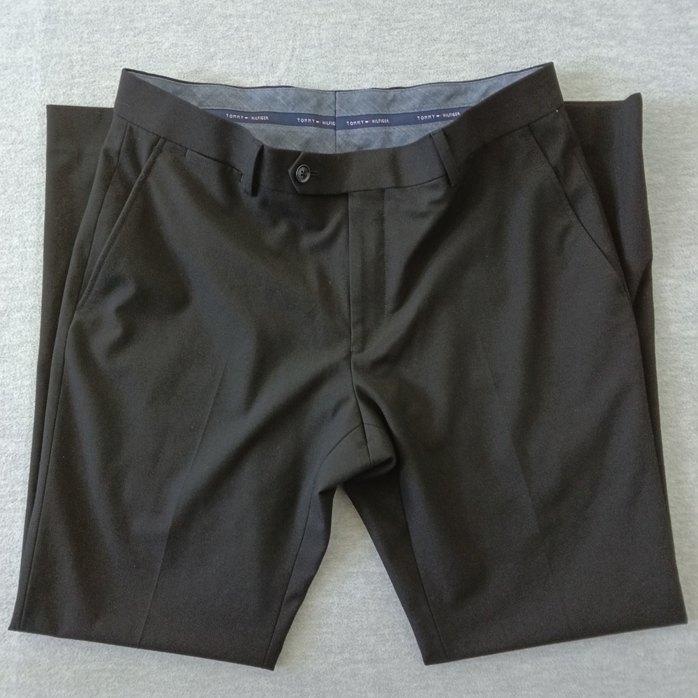 Tommy Hilfiger Mens Black Flat Front Stretch Dress Pants Slacks 32W x 30L